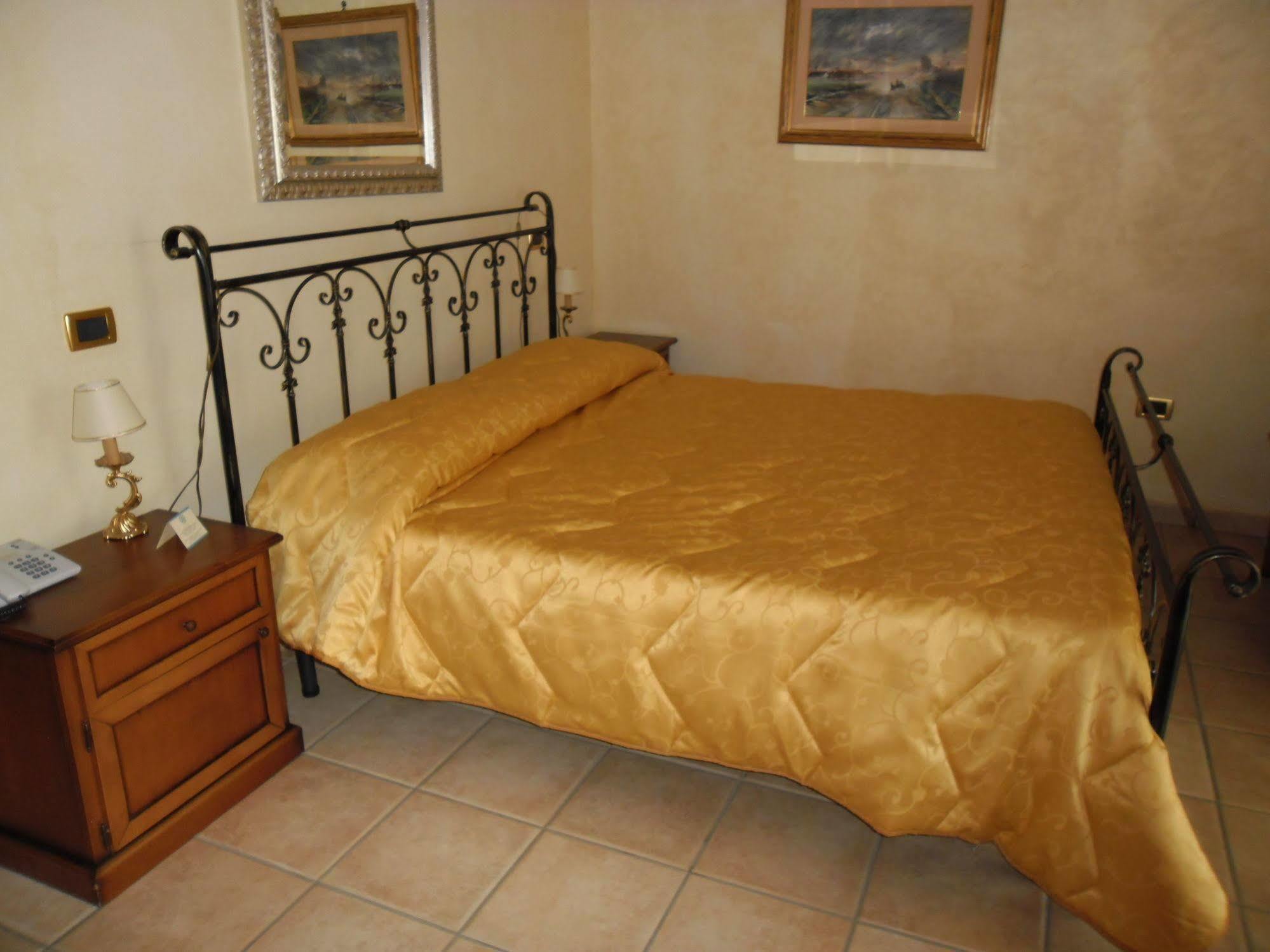 Hotel Villa Torre Antica Atena Lucana Exteriér fotografie